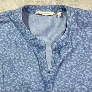Soft Surroundings Women's Leopard Print‎ Long Sleeve Tencel Denim Shirt PM